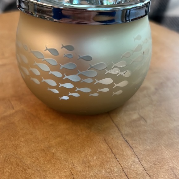 Yankee Candle fish tea light tart warmer - Picture 4 of 5